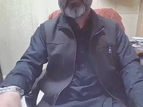 Snapshot of hairymaster95 chatting on January 17, 2026, 4:17 am hairymaster95 online show from January 17, 2026, 4:17 am