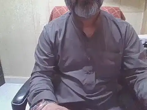 Snapshot of hairymaster95 chatting on March 4, 2026, 8:09 am hairymaster95 online show from March 4, 2026, 8:09 am