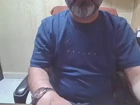 hairymaster95 online show from March 12, 2026, 7:03 am