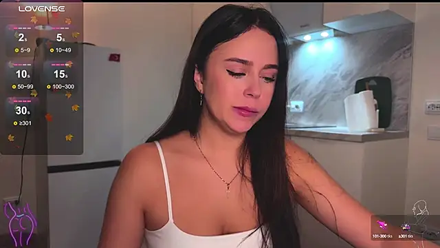 Snapshot of Megan_Nilson chatting on December 29, 2024, 8:26 pm Megan Nilson online show from December 29, 2024, 8:26 pm