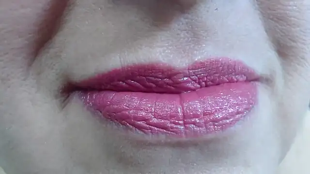 Snapshot of Kerly_Doll chatting on February 18, 2026, 1:18 pm Kerly Doll online show from February 18, 2026, 1:18 pm