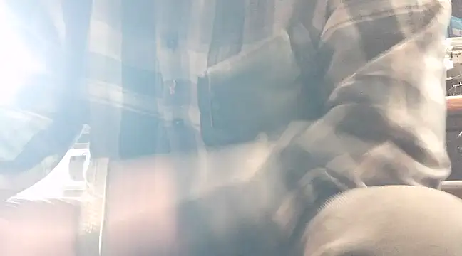 Snapshot of HaraldGermany chatting on March 22, 2025, 3:20 pm HaraldGermany online show from March 22, 2025, 3:20 pm