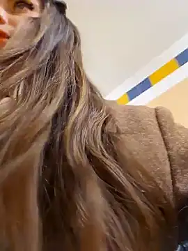 Snapshot of KittyWhispers chatting on January 15, 2025, 10:35 pm KittyWhispers online show from January 15, 2025, 10:35 pm