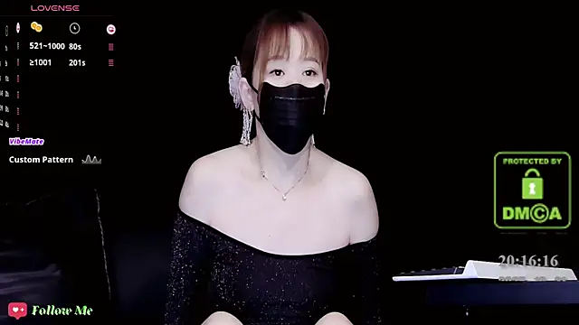 Snapshot of melia_Z chatting on October 21, 2025, 12:17 pm melia Z online show from October 21, 2025, 12:17 pm