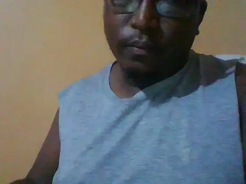 honeyswit online show from October 7, 2025, 7:22 pm