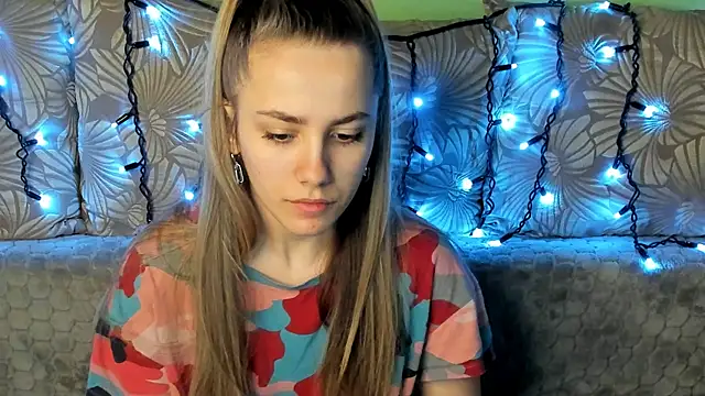 MaggieCake online show from January 31, 2025, 5:19 am