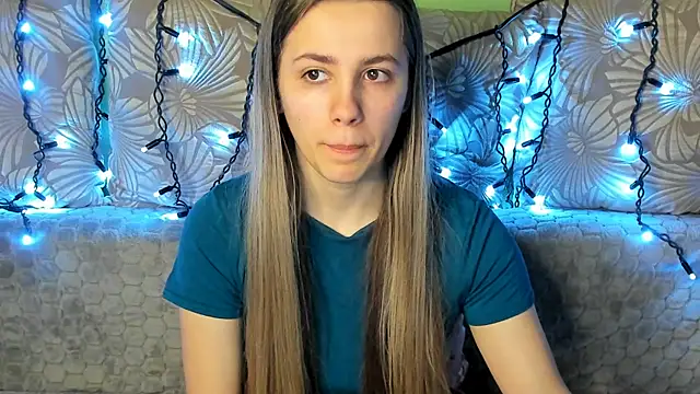 MaggieCake online show from February 19, 2025, 4:55 am