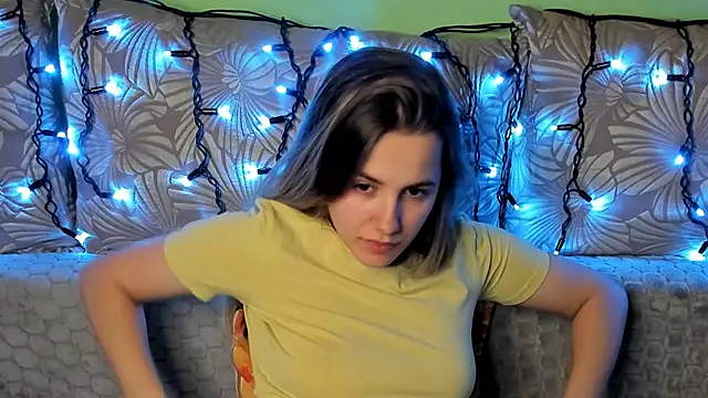 MaggieCake online show from February 14, 2026, 12:40 am