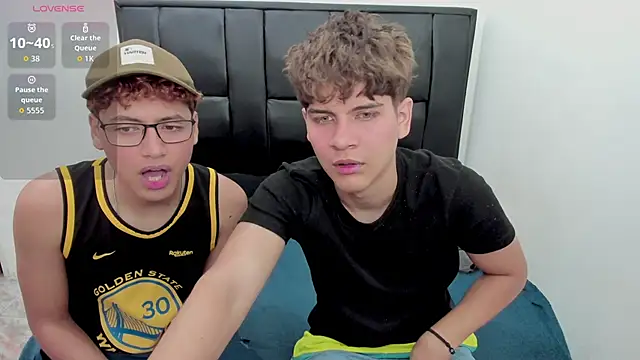 Snapshot of javieryalejandro chatting on September 30, 2025, 12:10 pm javieryalejandro online show from September 30, 2025, 12:10 pm