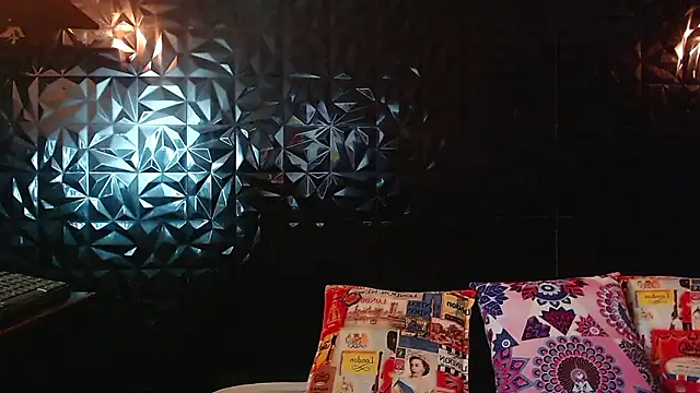 PINK  LOLA1 online show from January 17, 2026, 10:35 pm