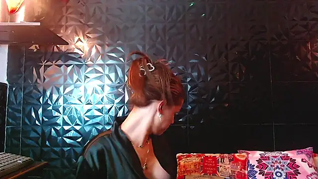 PINK  LOLA1 online show from March 6, 2026, 11:56 pm