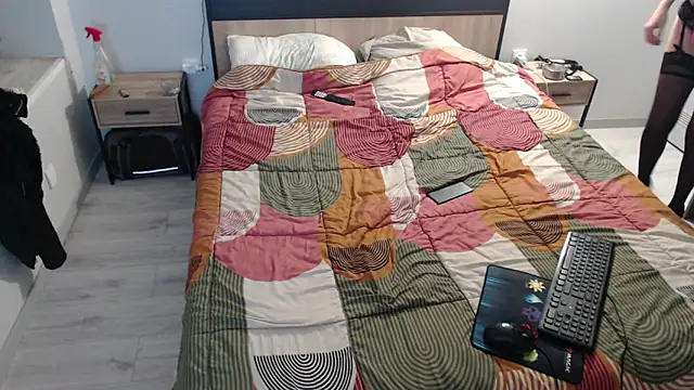 Snapshot of missthon0 chatting on October 3, 2025, 1:19 pm missthon0 online show from October 3, 2025, 1:19 pm