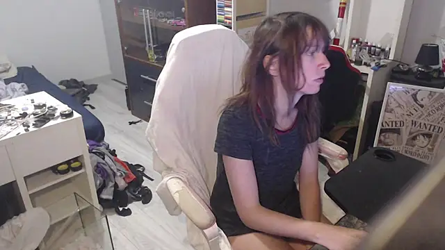 missthon0 online show from April 16, 2026, 11:11 am