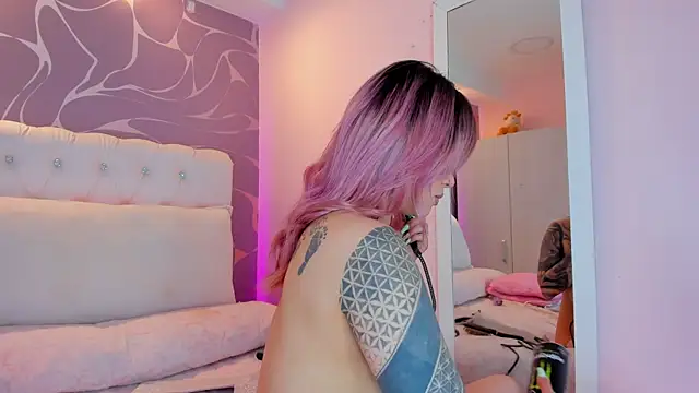 Snapshot of KeilaLovJack chatting on February 3, 2025, 1:19 pm KeilaLovJack online show from February 3, 2025, 1:19 pm