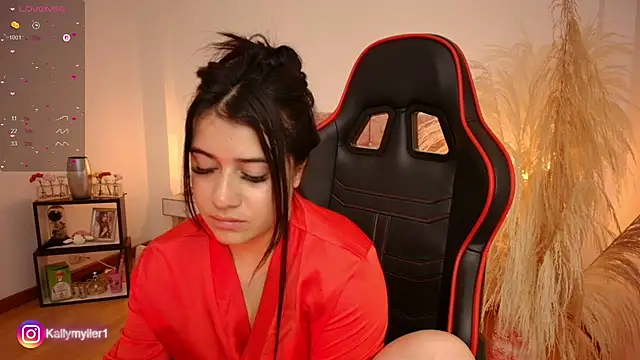 Snapshot of KallyMyller1 chatting on March 6, 2025, 10:26 pm KallyMyller1 online show from March 6, 2025, 10:26 pm