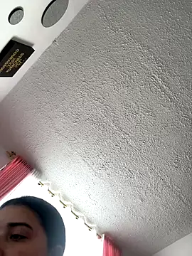 KallyMyller1 online show from January 8, 2026, 9:39 pm