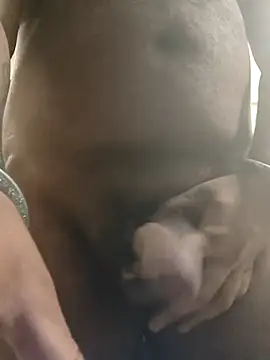 Snapshot of Harmanboy03 chatting on February 1, 2026, 9:35 pm Harmanboy03 online show from February 1, 2026, 9:35 pm