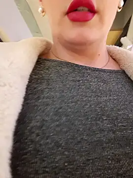 Snapshot of Dirtyfeelin chatting on January 27, 2025, 4:33 pm Dirtyfeelin online show from January 27, 2025, 4:33 pm