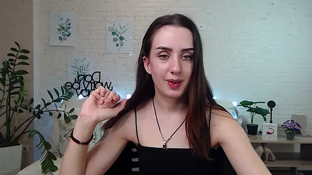 Snapshot of FranceskoJones chatting on January 12, 2025, 2:56 am FranceskoJones online show from January 12, 2025, 2:56 am