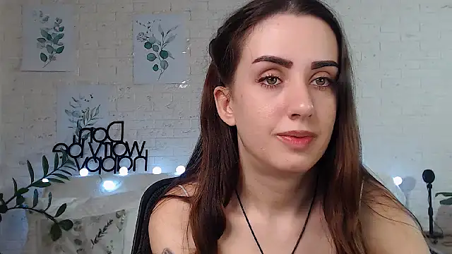 Snapshot of FranceskoJones chatting on January 18, 2025, 3:31 am FranceskoJones online show from January 18, 2025, 3:31 am