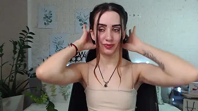 Snapshot of FranceskoJones chatting on January 27, 2025, 9:11 pm FranceskoJones online show from January 27, 2025, 9:11 pm