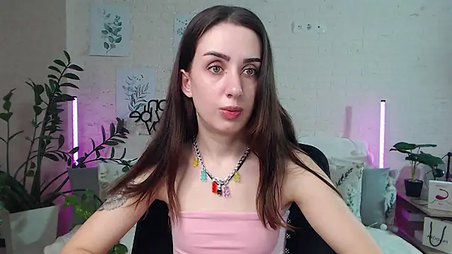 Snapshot of FranceskoJones chatting on January 28, 2025, 11:50 pm FranceskoJones online show from January 28, 2025, 11:50 pm