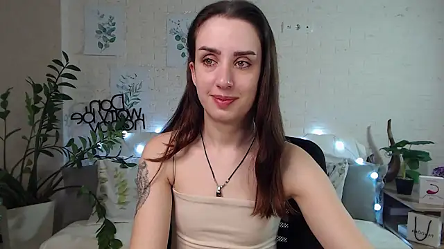 Snapshot of FranceskoJones chatting on February 3, 2025, 11:47 pm FranceskoJones online show from February 3, 2025, 11:47 pm