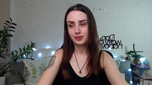 Snapshot of FranceskoJones chatting on February 5, 2025, 3:34 am FranceskoJones online show from February 5, 2025, 3:34 am