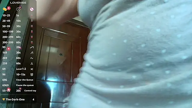 Snapshot of CherryLuv36 chatting on June 24, 2026, 8:02 am CherryLuv36 online show from June 24, 2026, 8:02 am