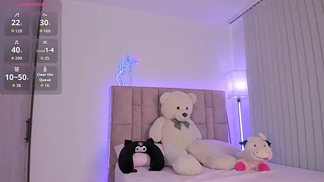 Snapshot of DannaTeen chatting on October 4, 2025, 7:12 pm DannaTeen online show from October 4, 2025, 7:12 pm