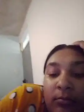 Snapshot of Indianbloom- chatting on February 8, 2026, 8:51 am Indianbloom- online show from February 8, 2026, 8:51 am