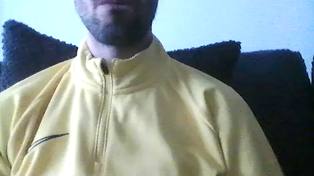 Snapshot of juju156111 chatting on April 2, 2026, 9:18 am juju156111 online show from April 2, 2026, 9:18 am