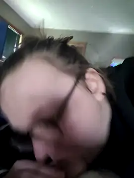 ZeTurtleMaster online show from March 18, 2025, 9:43 pm