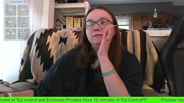 ZeTurtleMaster online show from October 6, 2025, 5:21 pm