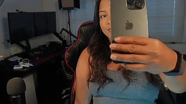 Bubbleliyah online show from March 8, 2025, 9:51 pm