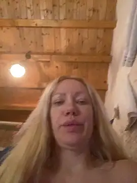 SofiaJoy online show from October 4, 2025, 5:11 pm