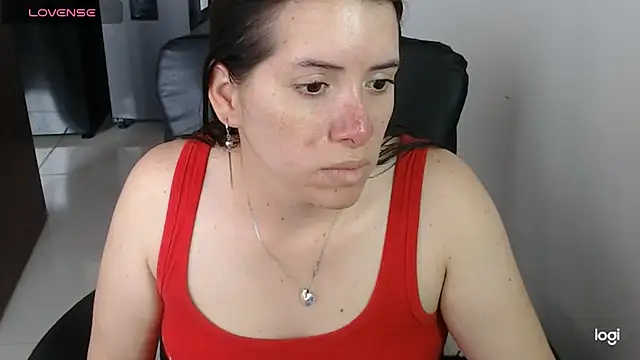 spicey latina online show from May 31, 2026, 4:36 pm