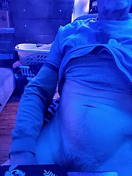 justinewe69 online show from April 5, 2026, 11:13 pm