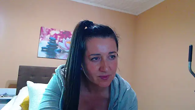 Gia888888 online show from March 22, 2025, 9:10 pm