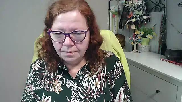 Snapshot of Adelewildx chatting on December 3, 2025, 3:58 am Adelewildx online show from December 3, 2025, 3:58 am