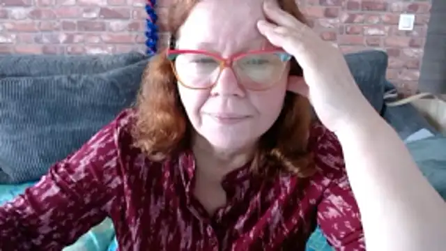 Snapshot of Adelewildx chatting on December 17, 2025, 11:38 am Adelewildx online show from December 17, 2025, 11:38 am