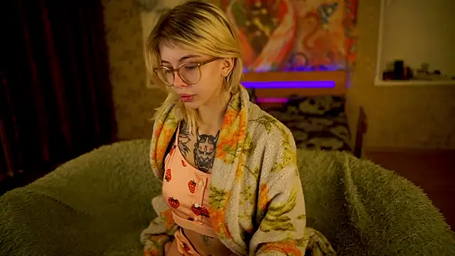 Allison Cuty online show from February 15, 2025, 11:36 pm