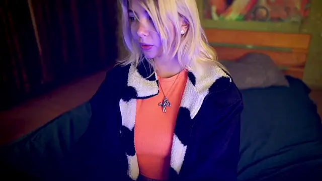 Allison Cuty online show from September 25, 2025, 10:13 pm