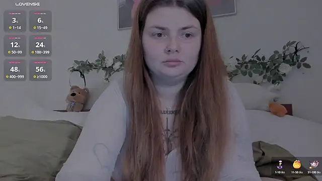 Snapshot of Eva_Shameless chatting on October 31, 2025, 4:08 pm Eva Shameless online show from October 31, 2025, 4:08 pm