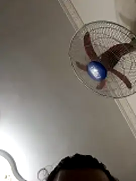 Popzbo online show from November 30, 2025, 1:04 pm