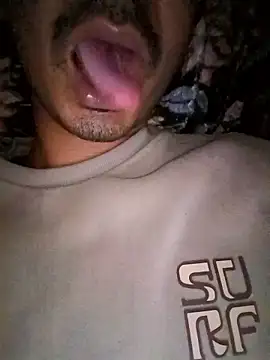 Snapshot of dreamtoungelick69 chatting on January 10, 2026, 7:15 pm dreamtoungelick69 online show from January 10, 2026, 7:15 pm