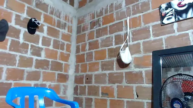 Snapshot of juanys_asshot chatting on March 19, 2025, 11:03 pm juanys asshot online show from March 19, 2025, 11:03 pm