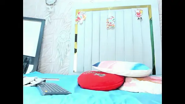 Rebecca Mitchell online show from December 15, 2025, 11:36 am