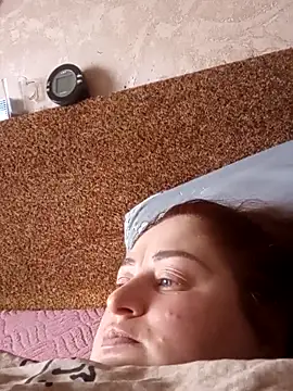 Amy August online show from March 18, 2025, 6:14 am