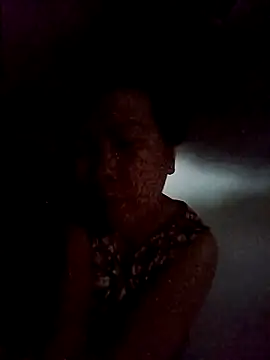 TropicalFlower online show from December 22, 2025, 7:16 am